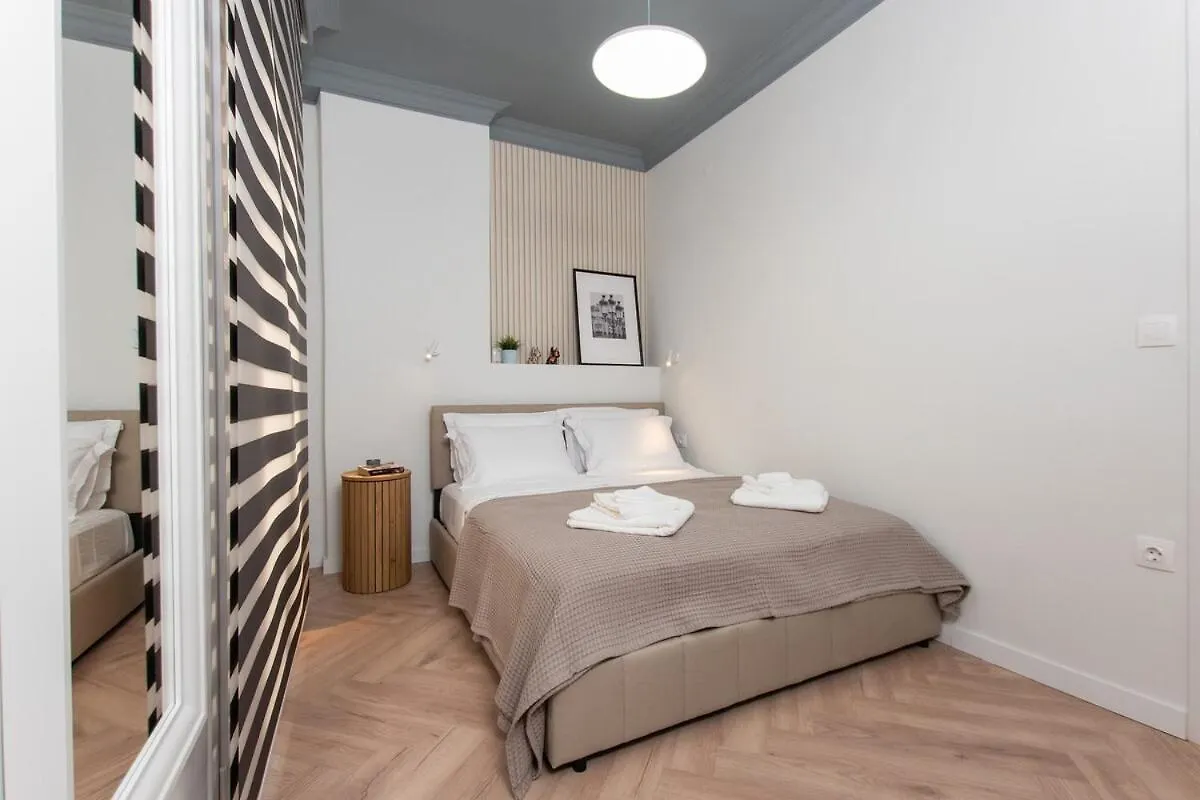 Apartmán Lucory Urban Penthouse Soluň Řecko